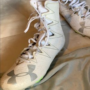 Under Armor Women’s Cleats